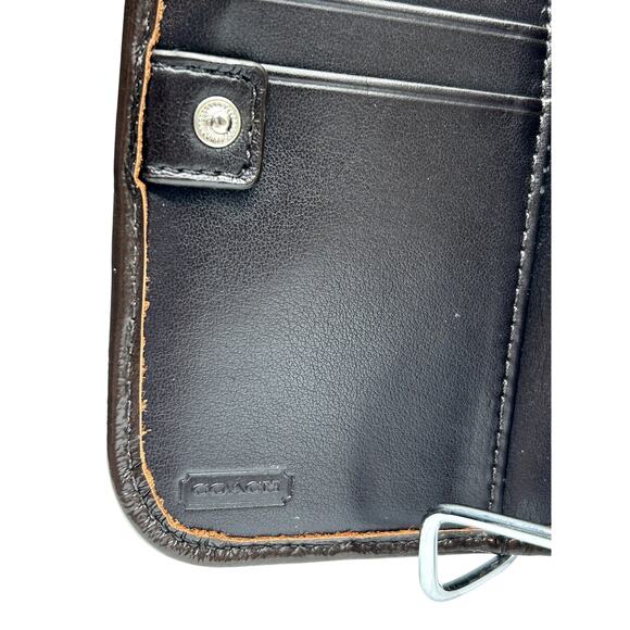 Coach Signature Wallet - Picture 4 of 9
